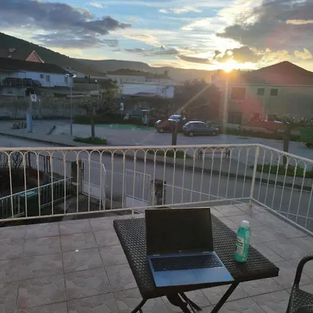 Oleas Hvar - Floor Terrace Lägenhet